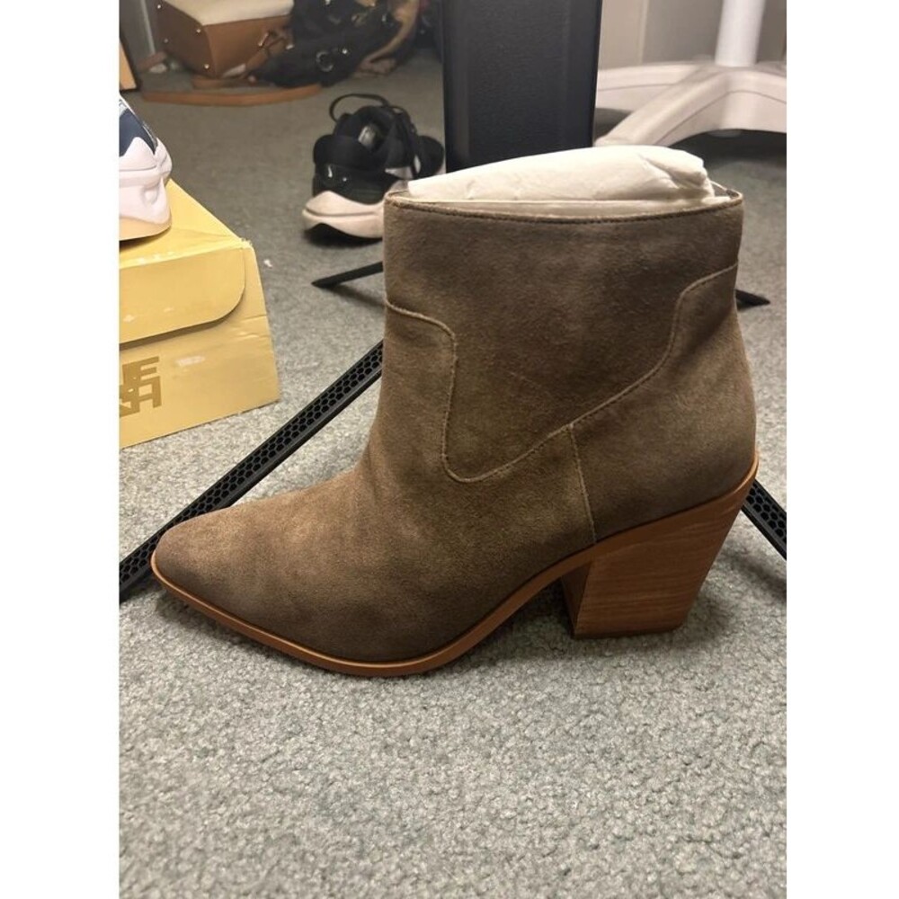 LISA VICKY Key-V Olive Split Suede Western Ankle Boots Block Heel